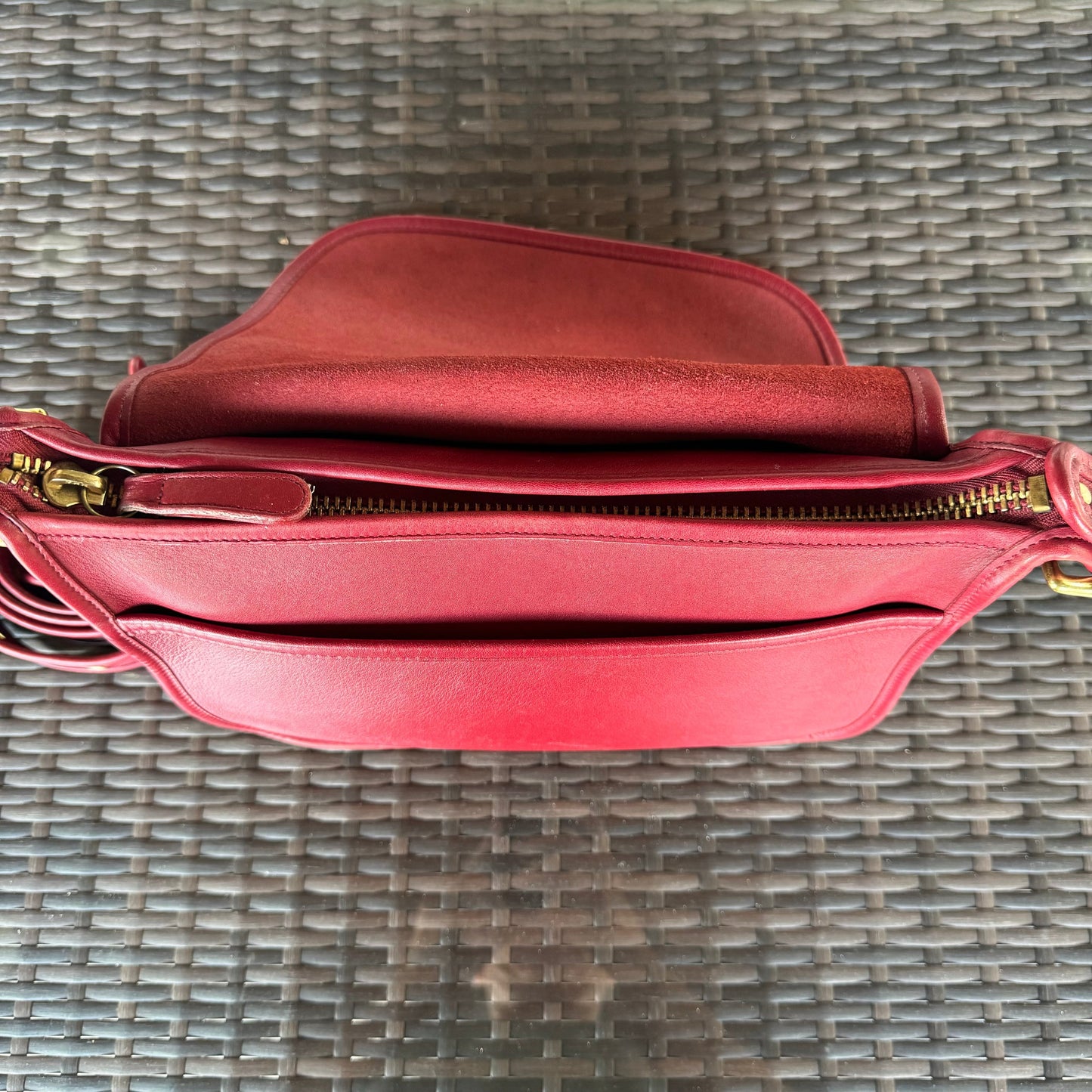 Vintage Coach Red Patricias Legacy 9951πβ€οΈβπ₯