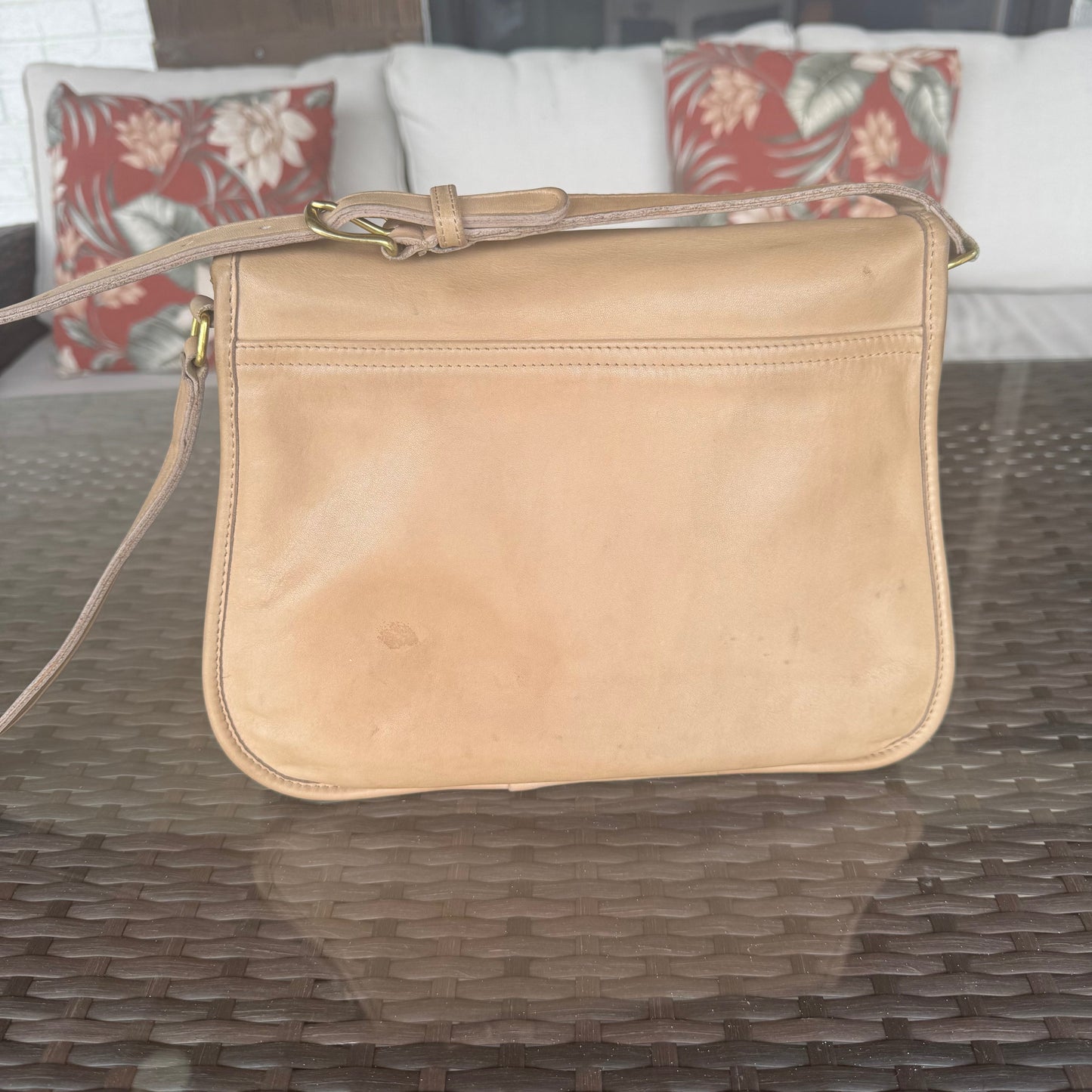Vintage Coach 4050 Shoulder Bag In Taupe Lightweight Leather🍂✨