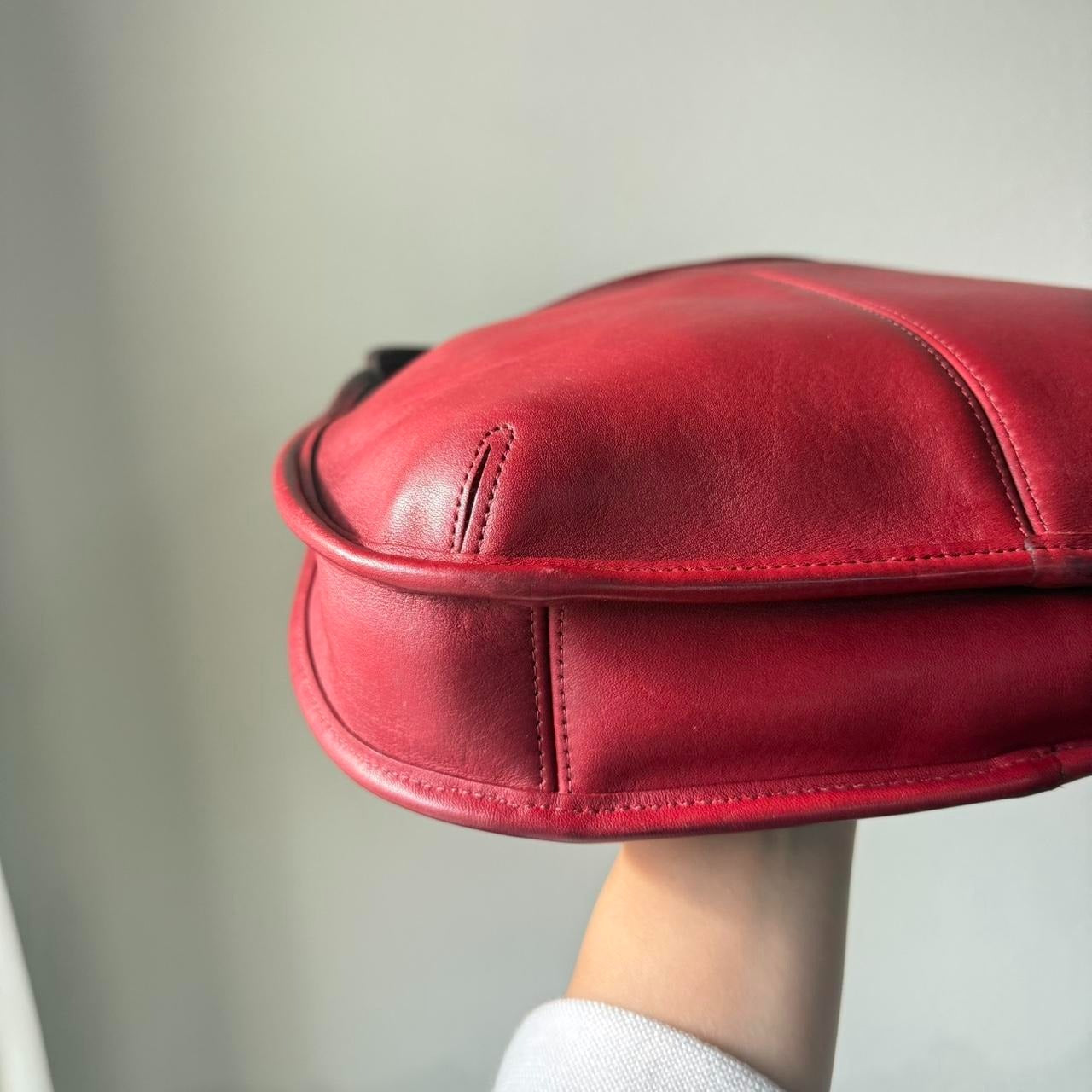 Vintage Coach Ergo Zip Hobo 9025 red