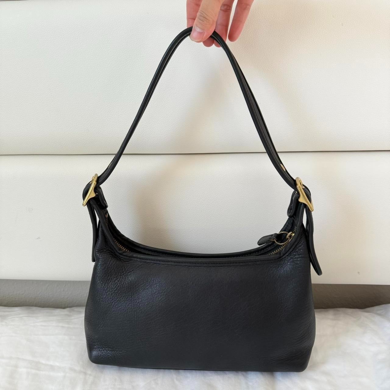 Vintage Coach small legacy hobo shoulder bag