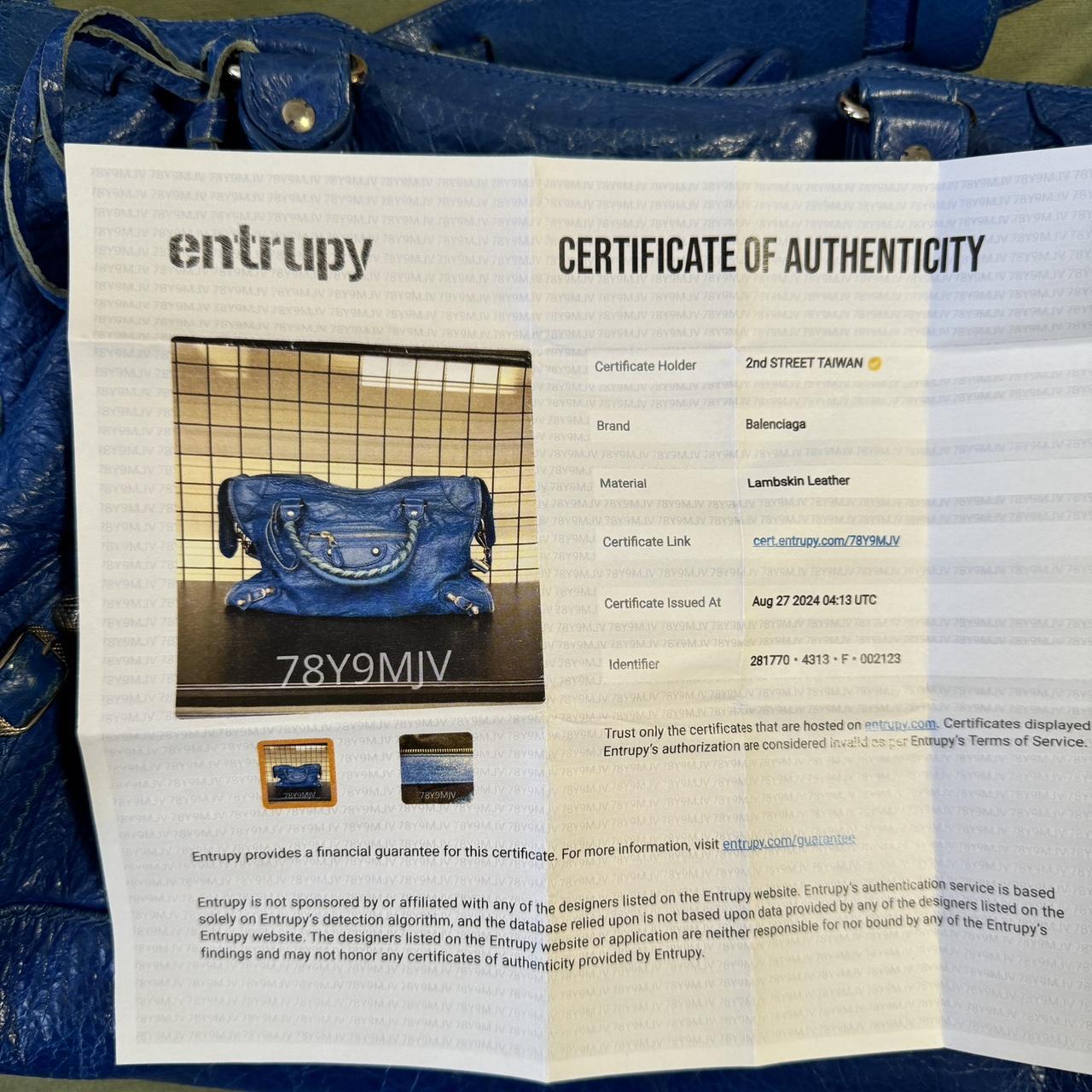 PreOwned Authentic Balenciaga city bag blue lambskin leather💜🍇