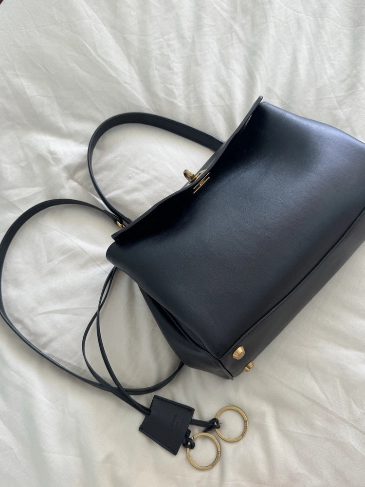 Rodeo Small Top Handle Bag in Black🪻🍃
