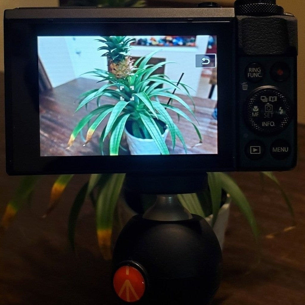 Used π₯ππ· Canon G7X Mark II with Tripod πβΛπ
