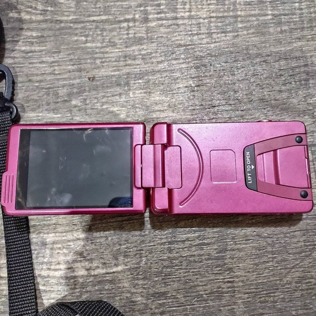 π βΛπ Nikon COOLPIX S6900 Digital Camera (Glossy Pink) with 12x Optical Zoom and Wi-Fi π₯ ππ·