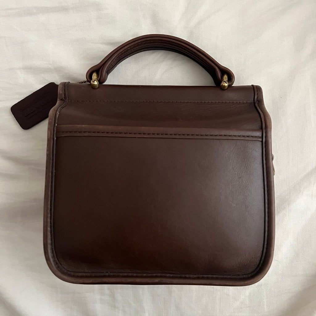 Vintage Coach mini Willis bag