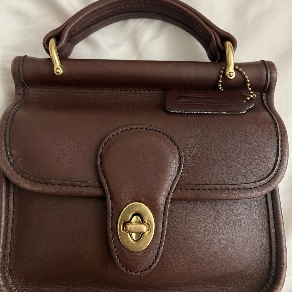 Vintage Coach mini Willis bag