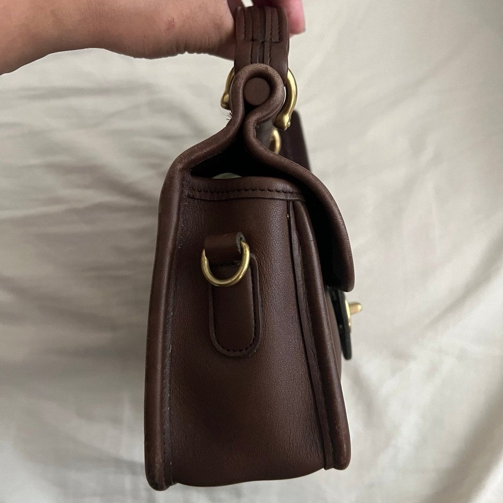 Vintage Coach mini Willis bag