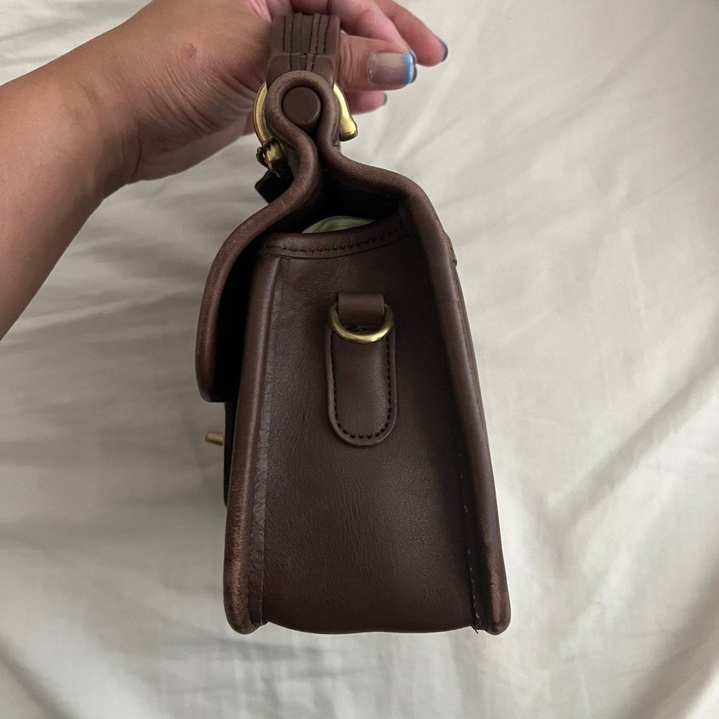 Vintage Coach mini Willis bag