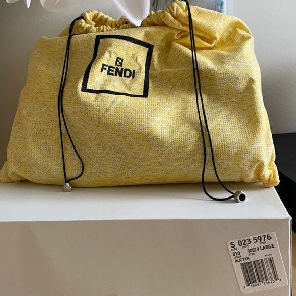 New Auth Fendi Baguette New Vintage It Bag🩷🍒