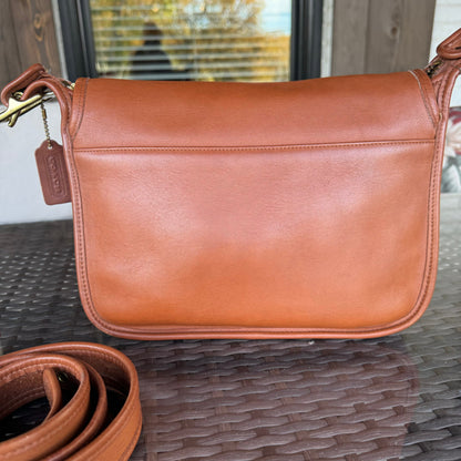 Vintage Coach British Tan Patricas Legacy 9951🍂✨