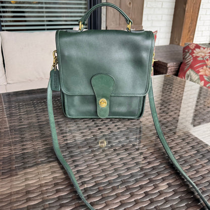 Vintage Coach Bottle Green Station Bag 5130🌲🍀
