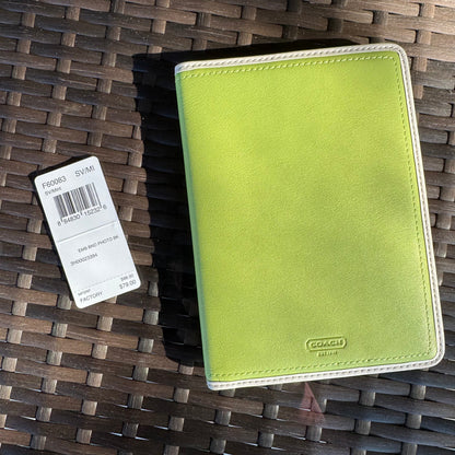 Vintage Coach Y2K Embossed Photo Book In Mint Green🥬🎄
