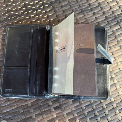 Vintage Coach Black Pocket Organizer🖤🍫
