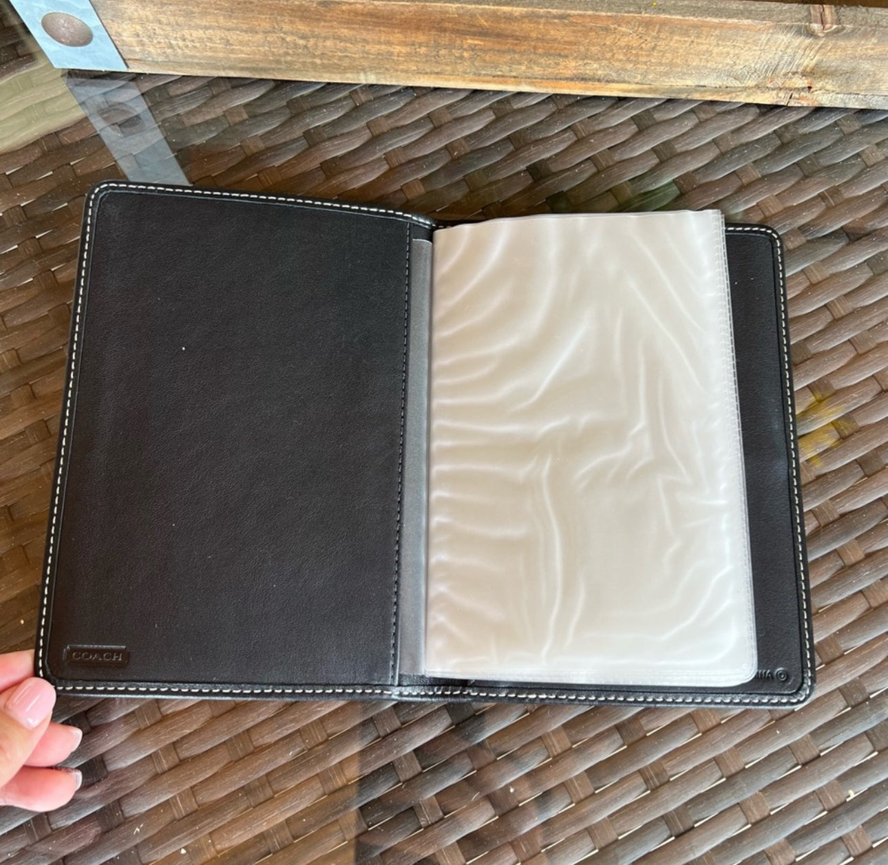 Vintage Coach Y2K Black Embossed Photo Book Planner🩶🏙️