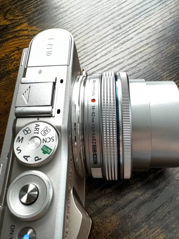 Olympus PEN E-PL10 16.1MP 14-42mm Lens Mirrorless Digital Camera - Brown🌺🩷