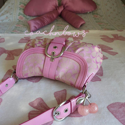 Vintage Barbie Pink Soho Buckle Signature Cs Rare Shoulder Purse🩷🍒
