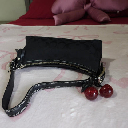 Vintage Y2K Black Signature Cs East West Shoulder Bag Baguette✨🔥