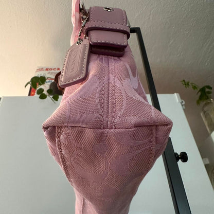 Coach Bubblegum Pink Y2K Demi Baguette🌲🍀