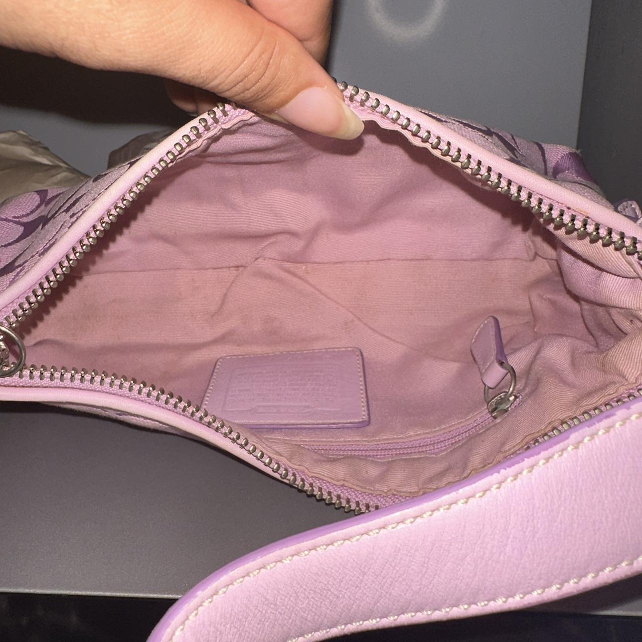 Coach Bubblegum Pink Y2K Demi Baguette🫐🪻