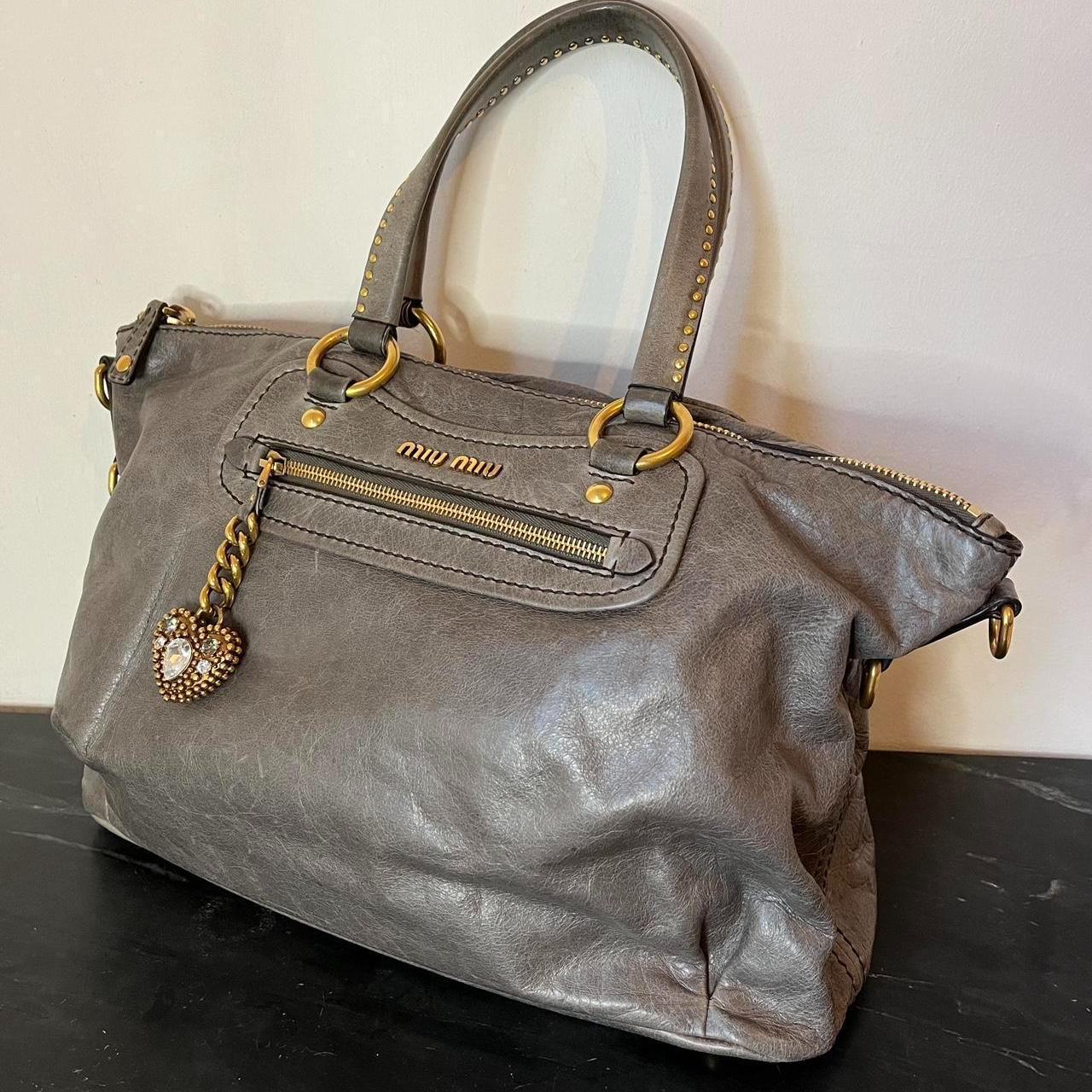 🍇💜PreOwned Miu Miu Studded 2000s Heart Charm Tote Leather Bag🍇💜