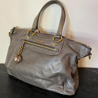 🍇💜PreOwned Miu Miu Studded 2000s Heart Charm Tote Leather Bag🍇💜