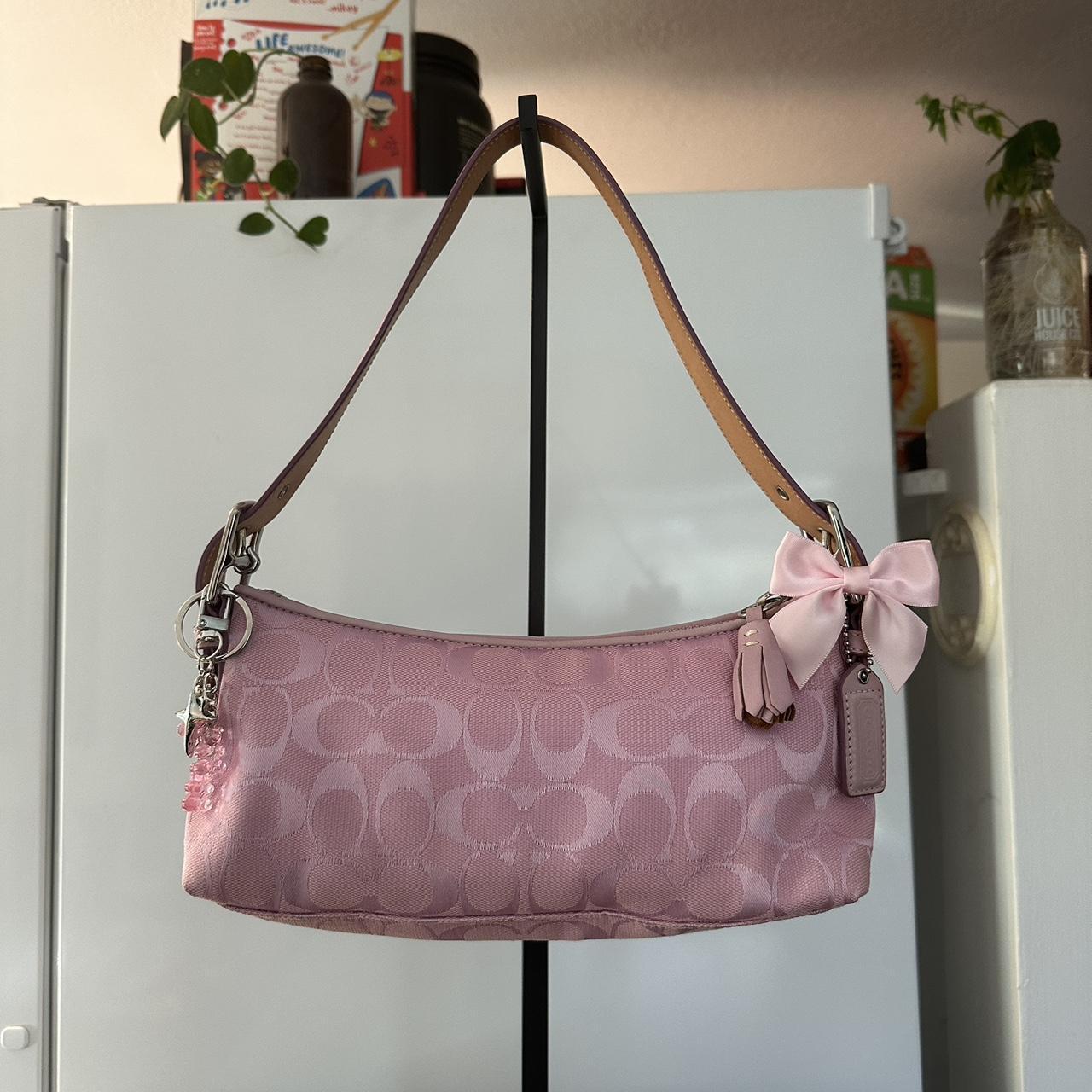 Coach Bubblegum Pink Y2K Demi Baguette🌲🍀