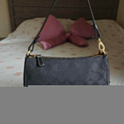 ❤️ Vintage Y2K Coach Demi Black Gold Shoulder Bag Purse ❤️