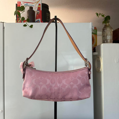 Coach Bubblegum Pink Y2K Demi Baguette🌲🍀