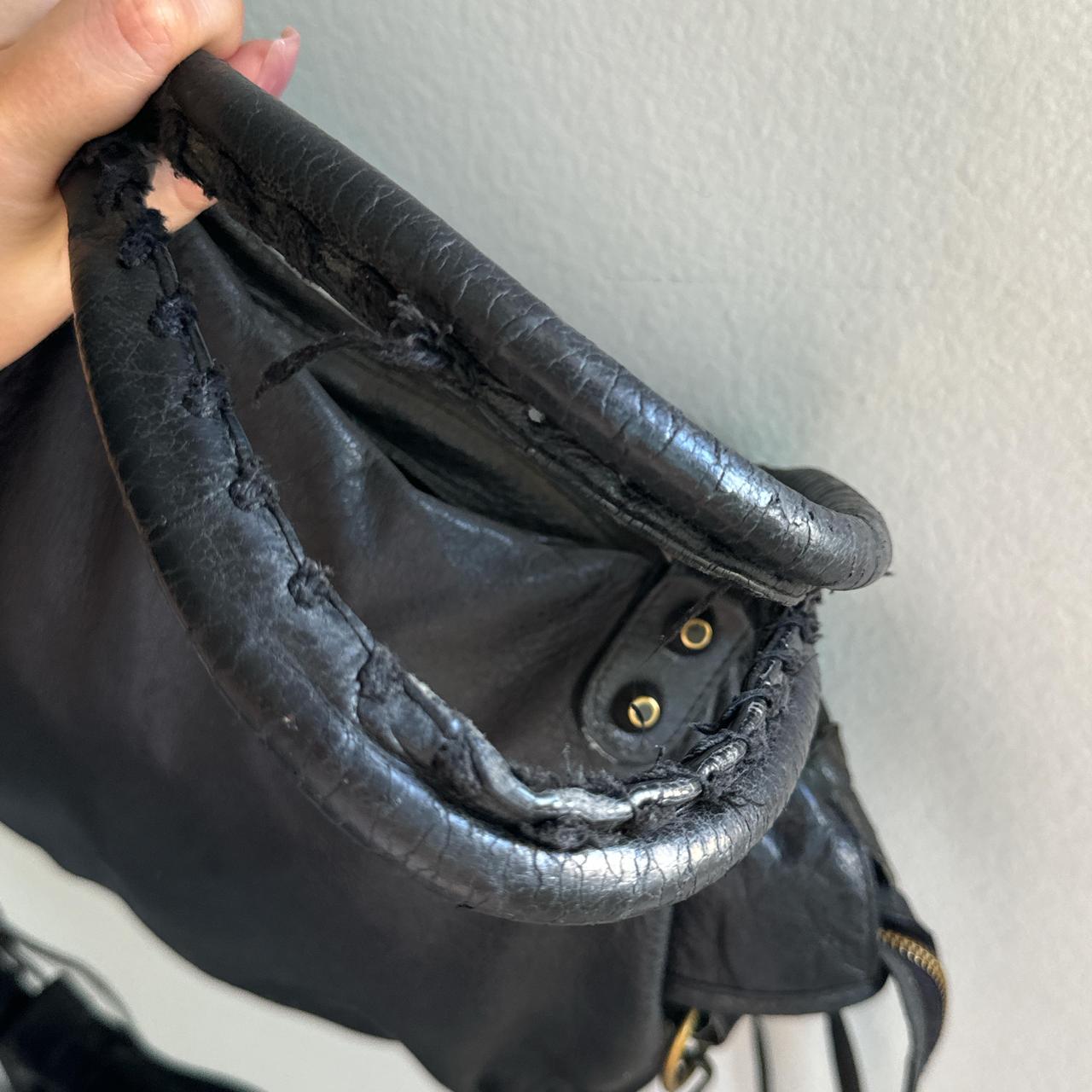 Balenciaga city bag medium in black color Preowned🌺🩷