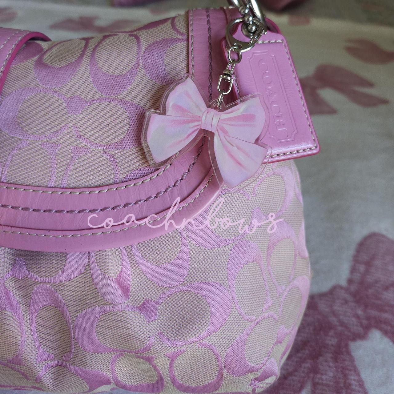 Vintage Barbie Pink Soho Buckle Signature Cs Rare Shoulder Purse🩷🍒