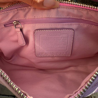 Coach Bubblegum Pink Y2K Demi Baguette🌲🍀