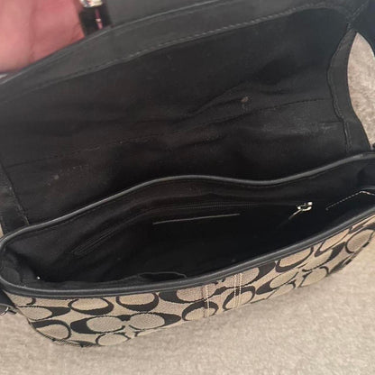🩷🍒Vintage soho coach purse in light gray and black🩷🍒