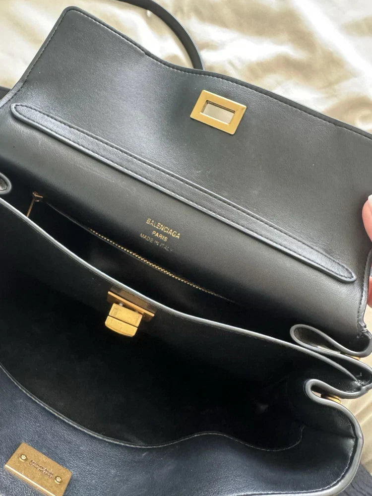 Rodeo Small Top Handle Bag in Black🪻🍃