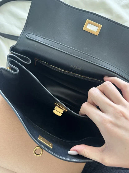Rodeo Small Top Handle Bag in Black🪻🍃