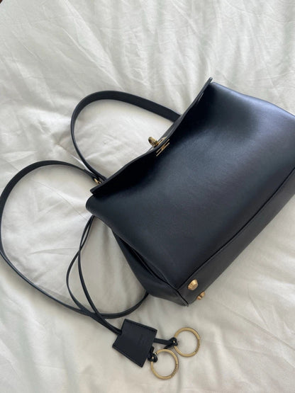 Rodeo Small Top Handle Bag in Black🪻🍃