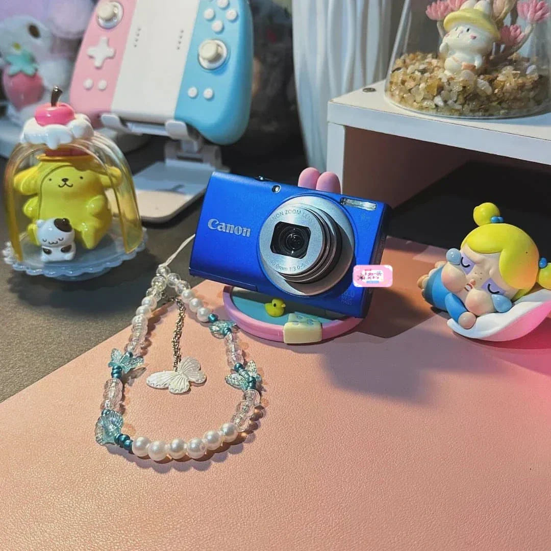 ✨ Authentic Canon PowerShot A4000 IS in electric blue PreOwned 💖