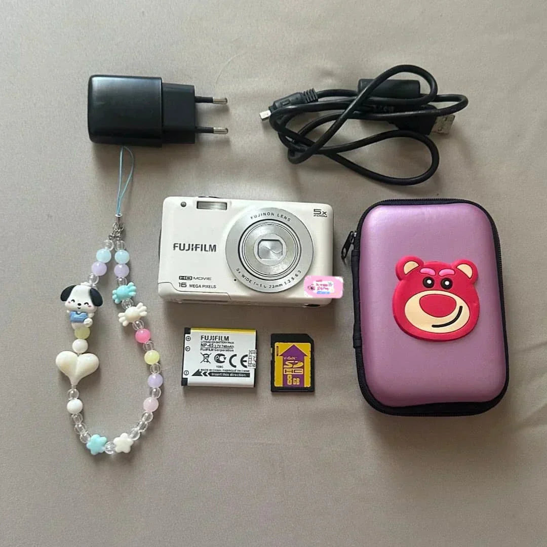 ✨ Authentic Fujifilm Finepix JX660 in milky white PreOwned 💖