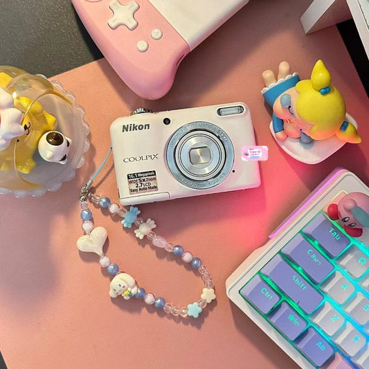 ✨ Authentic Nikon Coolpix L25 in milky white PreOwned 💖