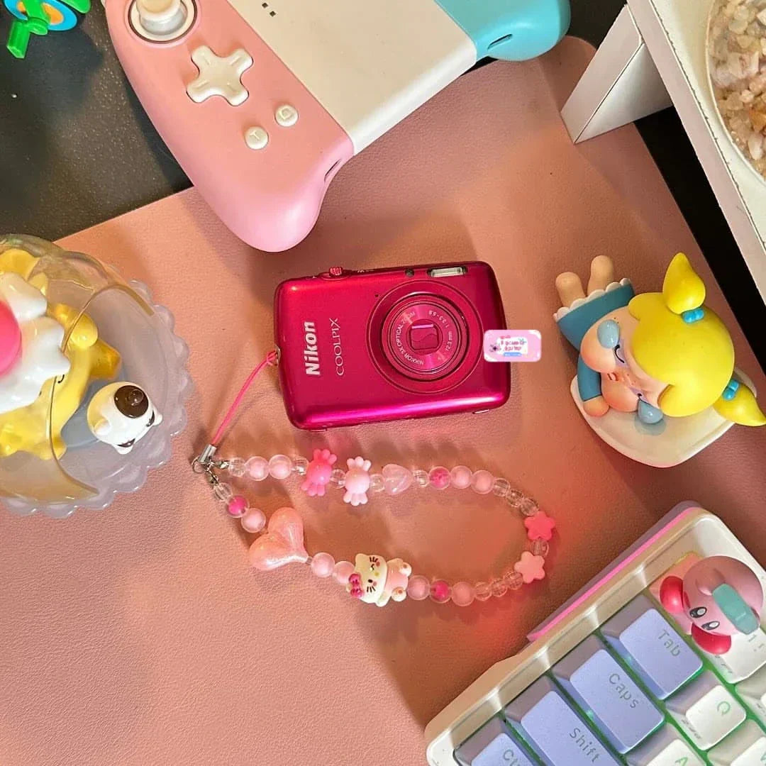 ✨ Authentic Nikon Coolpix S01 in pop pink PreOwned 💖