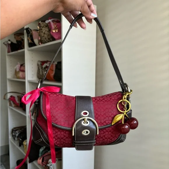 Vintage Coach Soho Cherry Red🌺🩷