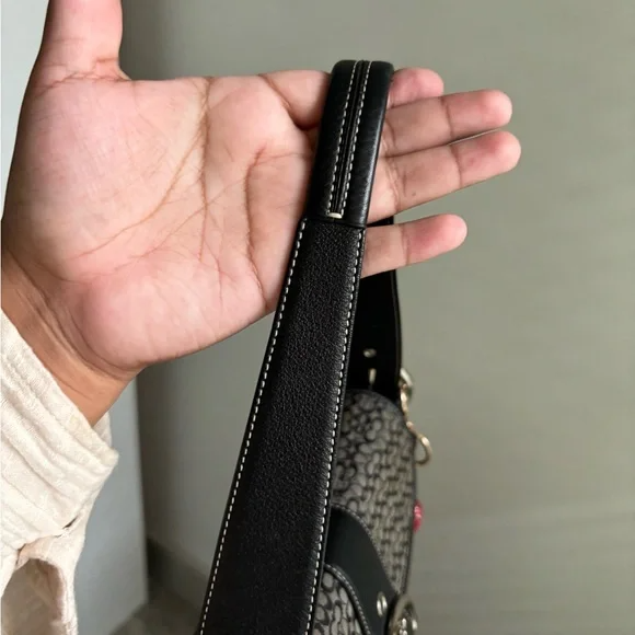 Vintage Coach Soho Flap Black and Grey🥬🎄