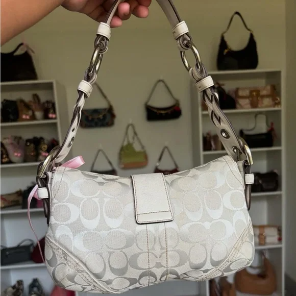 Vintage Coach Soho Flap White Jacquard🍎🔥