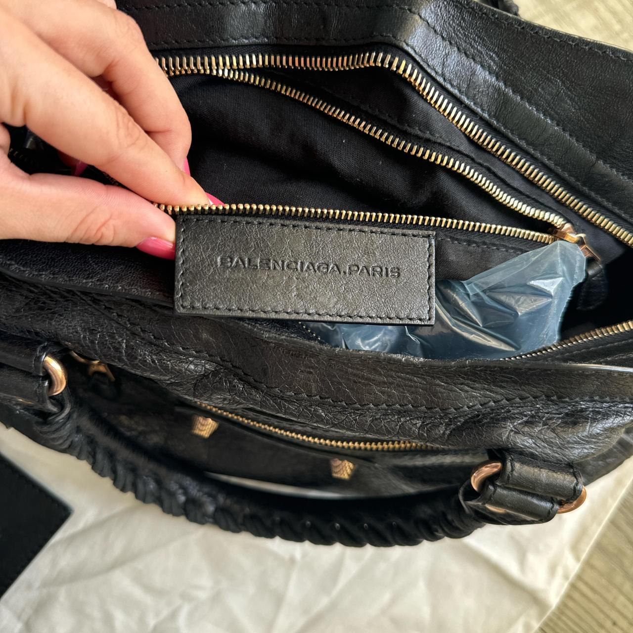 Preowned Authentic balenciaga city bag🍬⚡