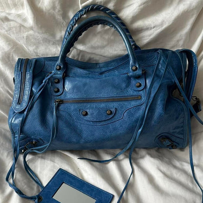 💜🍇Preowned BALENCIAGA ‘FIRST’ CITY BAG💜🍇