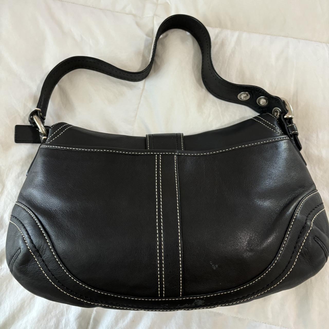 Coach Soho Size Medium🖤🍫