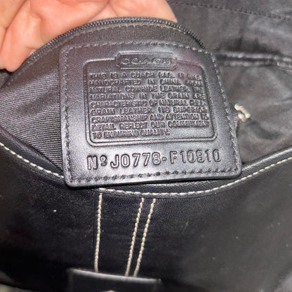 Coach Soho Size Medium🖤🍫