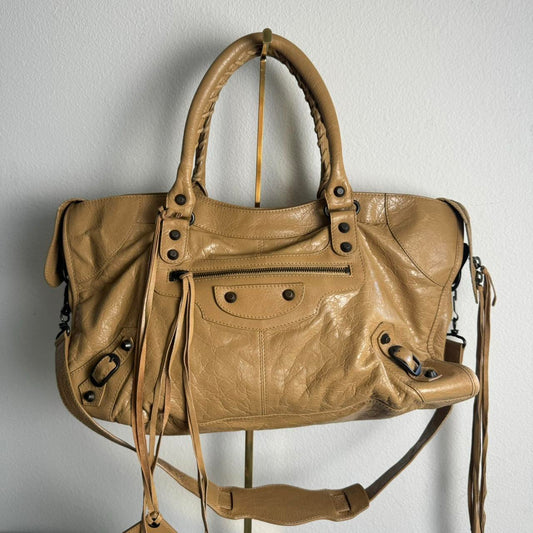 Preowned Authentic Balenciaga city bag✨🔥