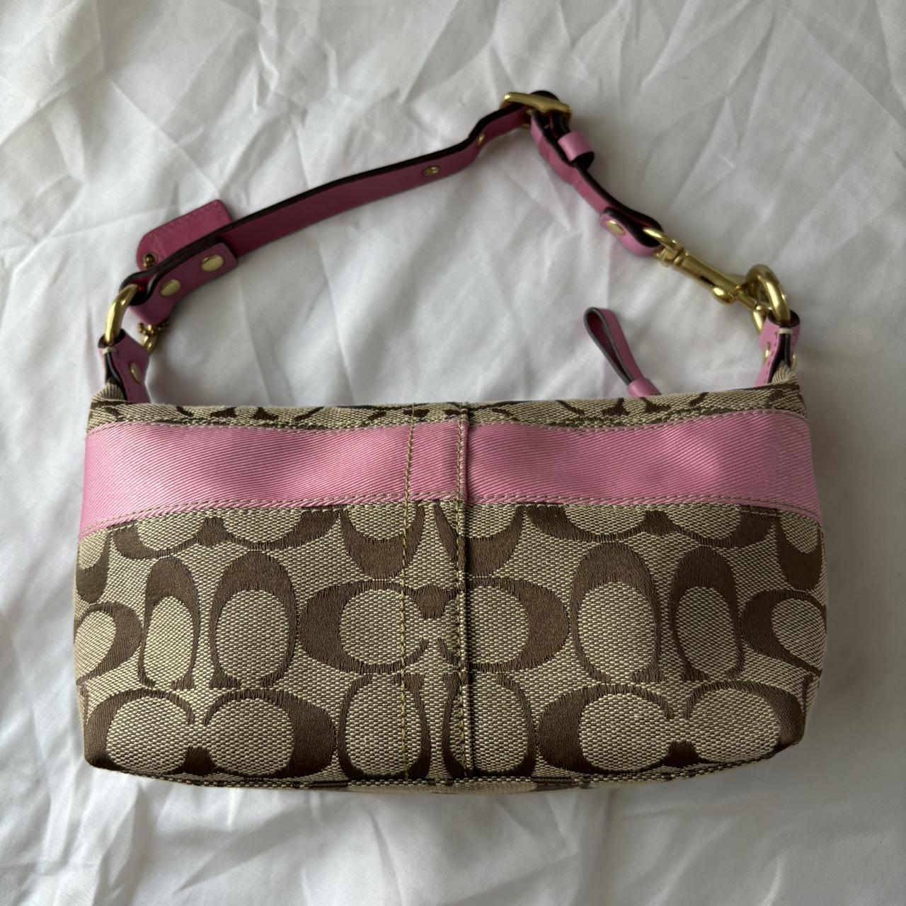 Coach Pink Mini Demi🩷🍒