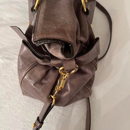 Authentic Grey Looks A Bit Purple In Person Miu Miu Vitello Leather Bow Bag With Gold Hardware And Removable Strap🤎🌆