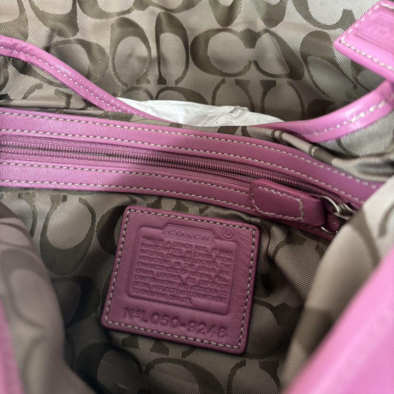Coach Pink Soho Size Medium🩷🍒